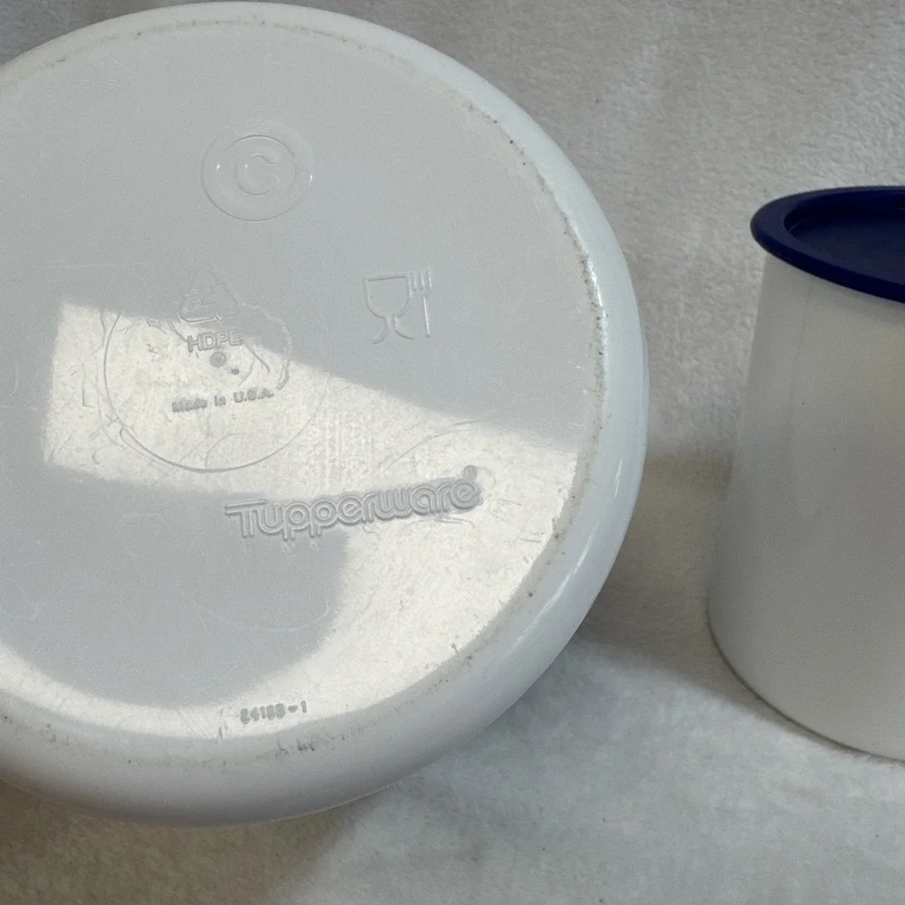Tupperware White Canister Set 2 Piece Blue‎ Lids 2418B 2420B